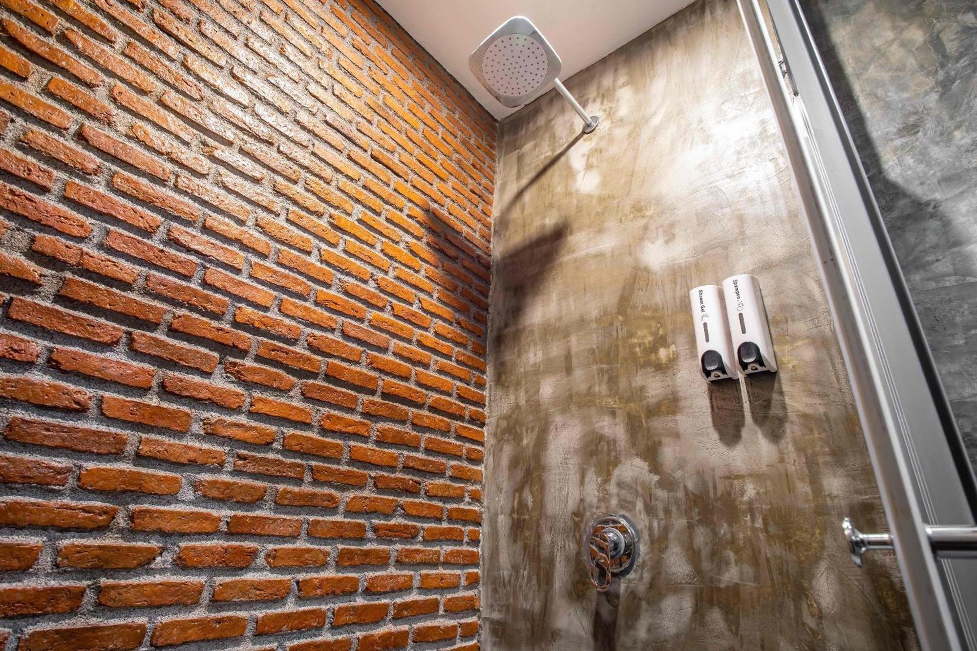Kaen Hostel Pattaya Εξωτερικό φωτογραφία
