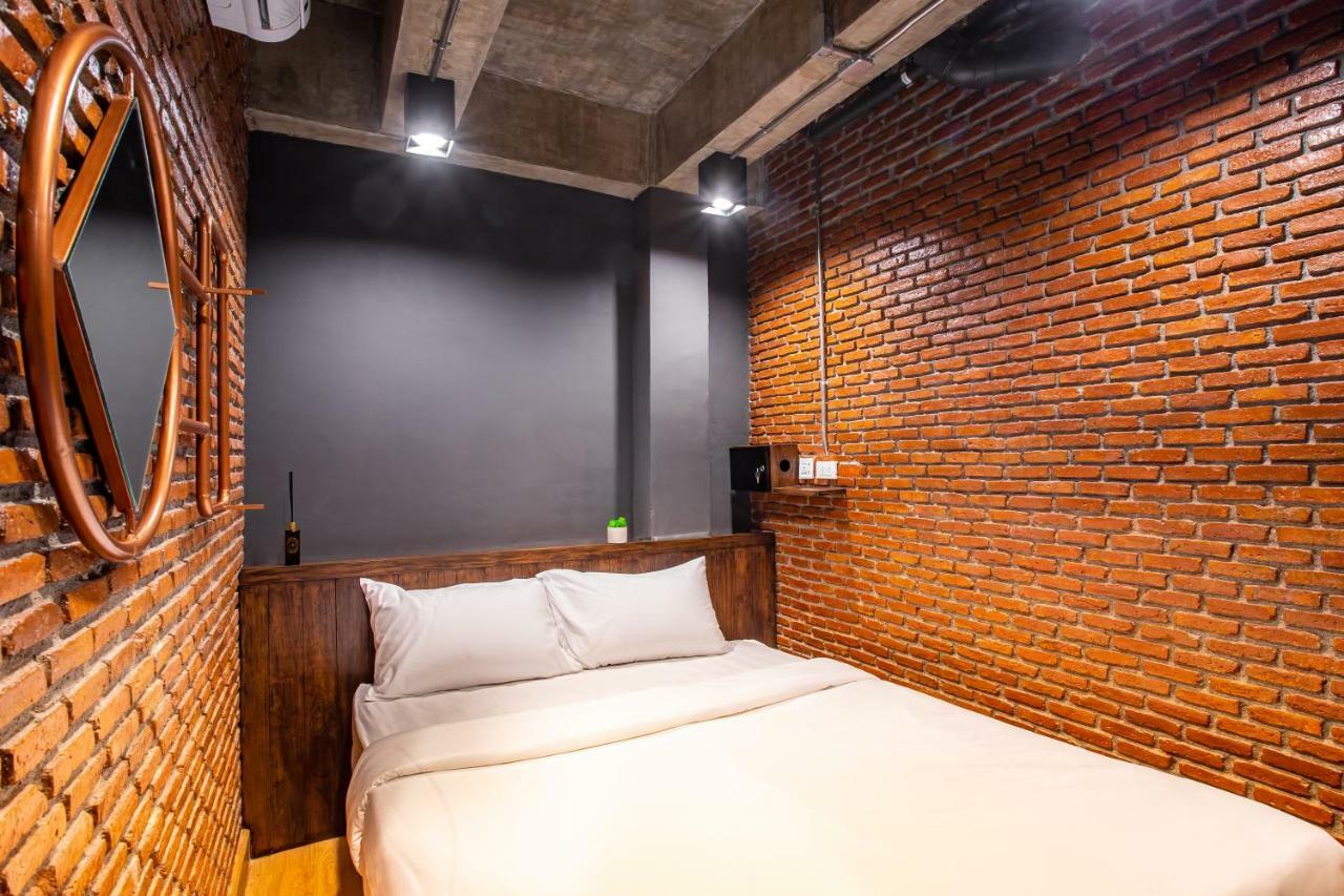 Kaen Hostel Pattaya Εξωτερικό φωτογραφία